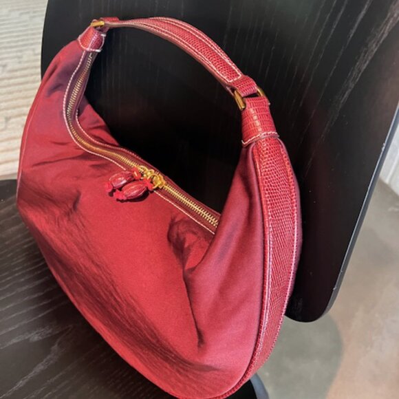 Staud Sasha Satin Swing Zip Bag in Raspberry, Never used - Picture 2 of 9